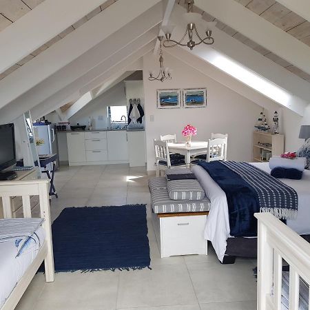 The Loft On Malmok Apartment Патерностер Екстериор снимка